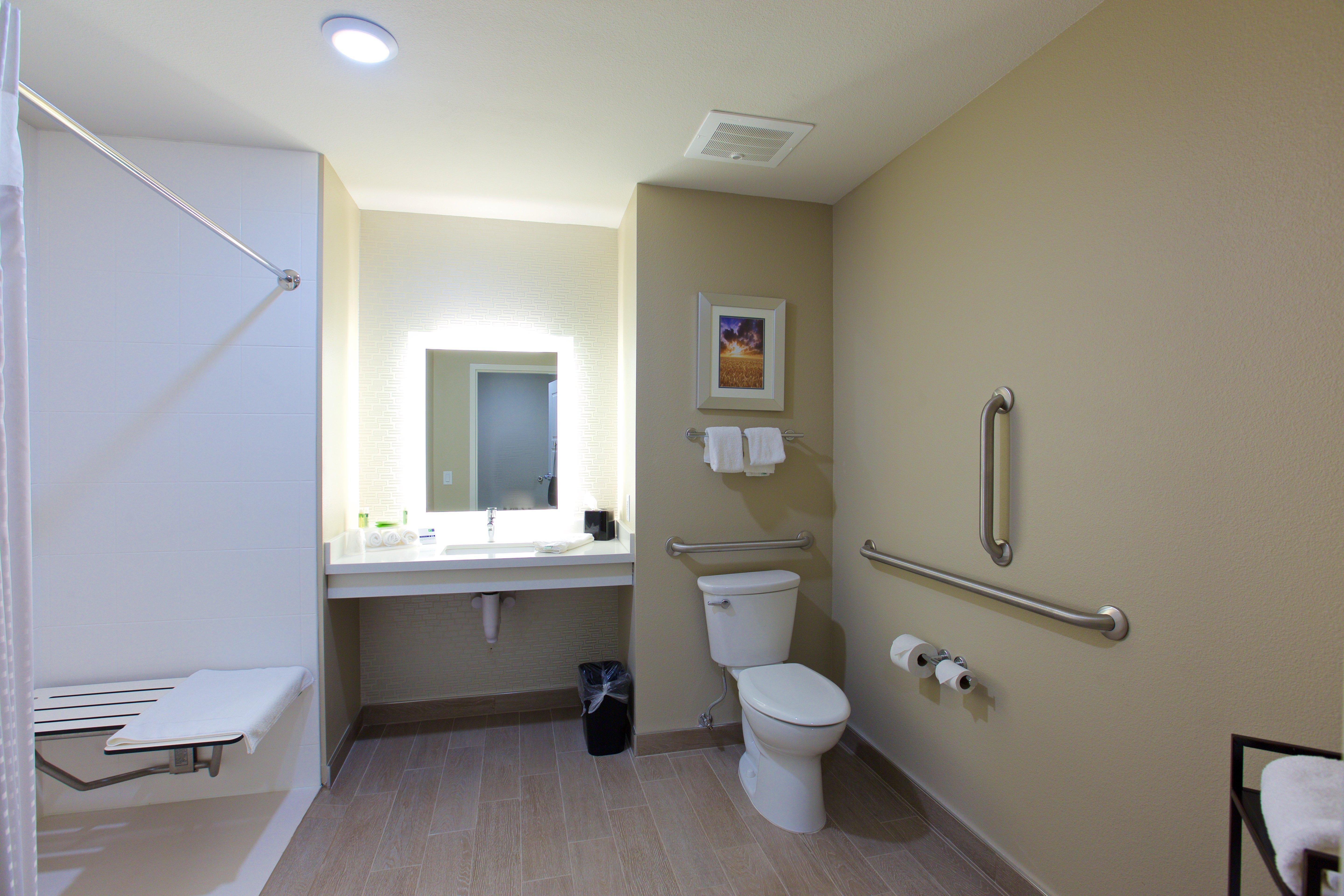 Holiday Inn Express Fargo Sw I94 Medical Center, An Ihg Hotel מראה חיצוני תמונה
