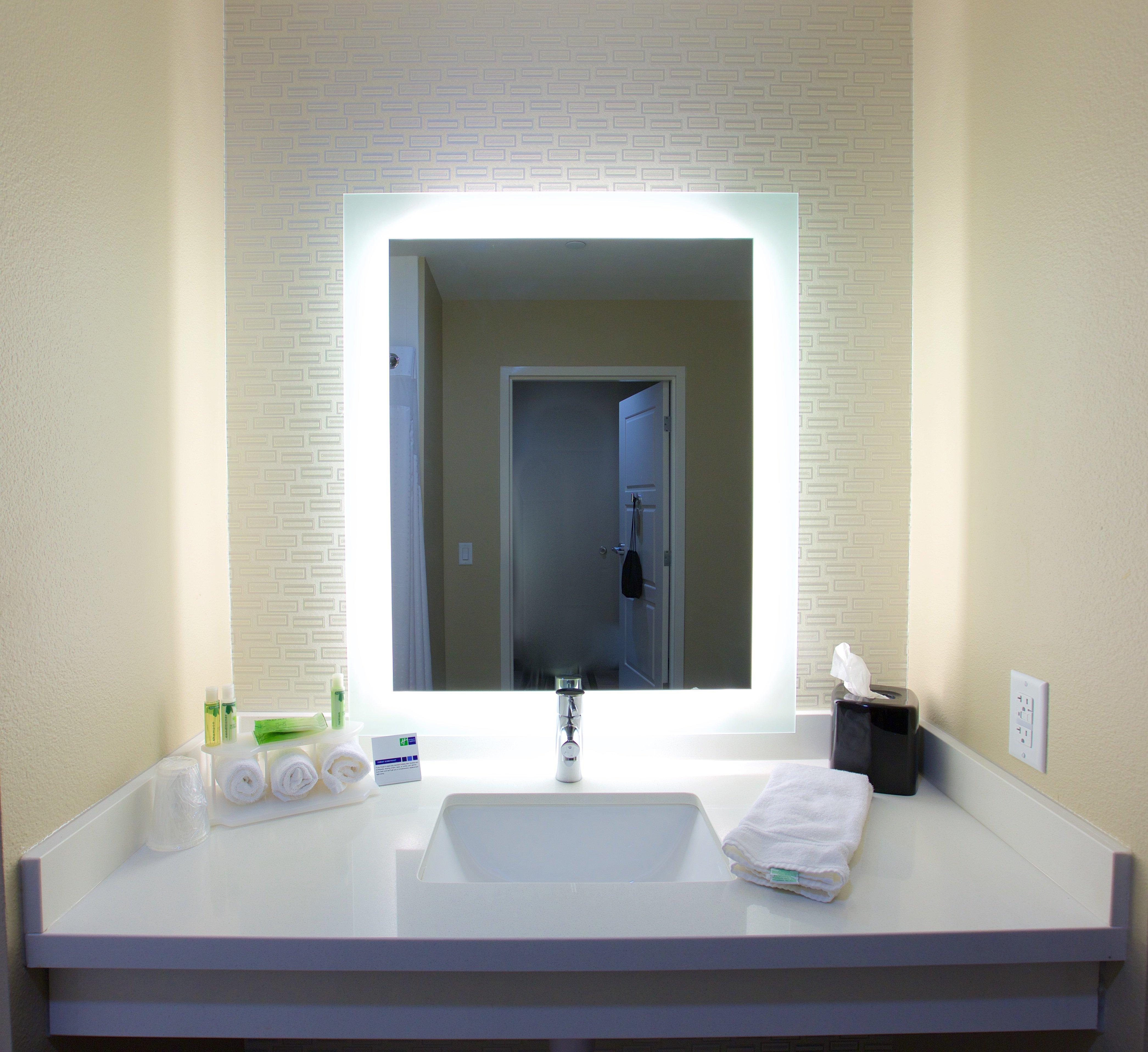 Holiday Inn Express Fargo Sw I94 Medical Center, An Ihg Hotel מראה חיצוני תמונה