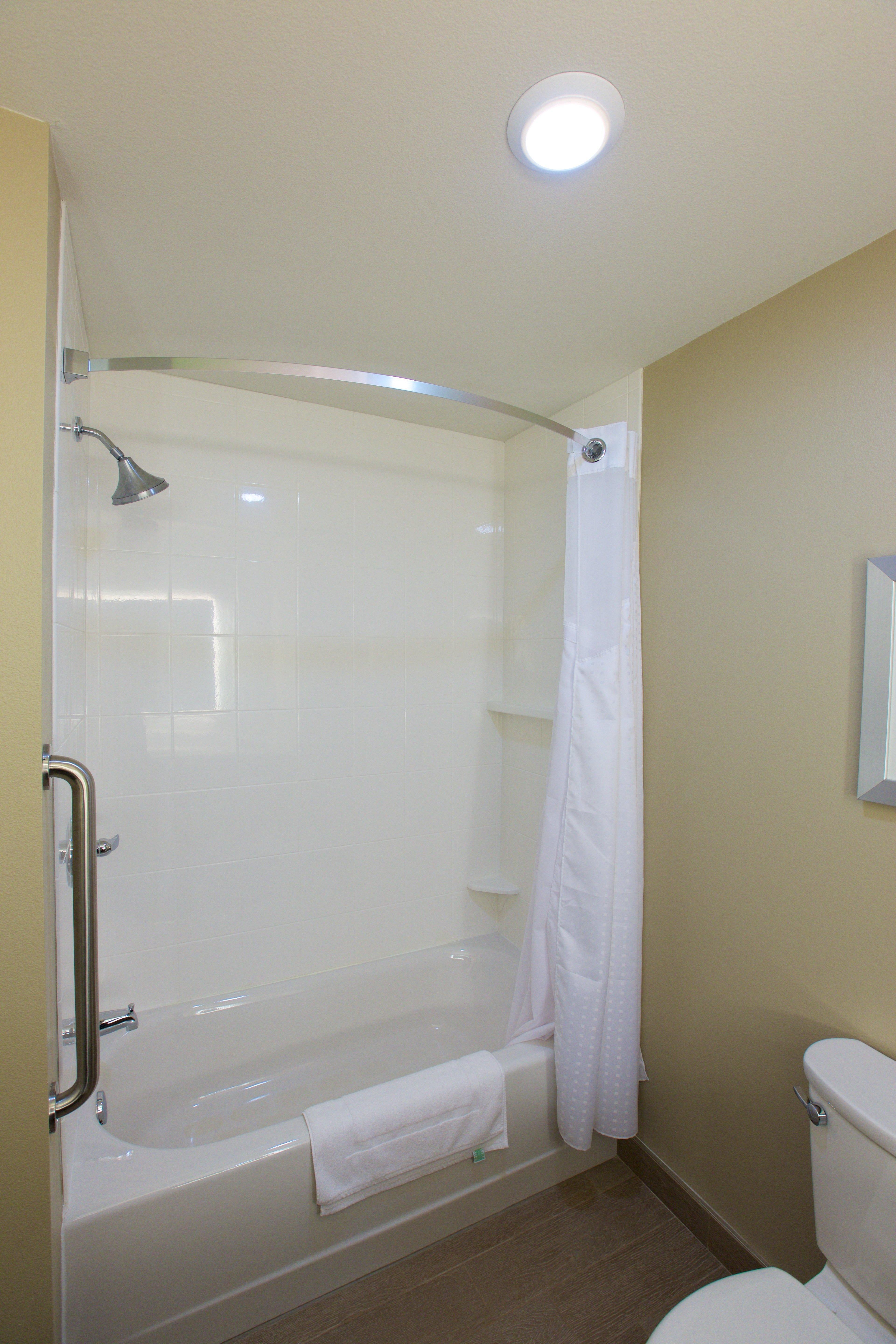 Holiday Inn Express Fargo Sw I94 Medical Center, An Ihg Hotel מראה חיצוני תמונה